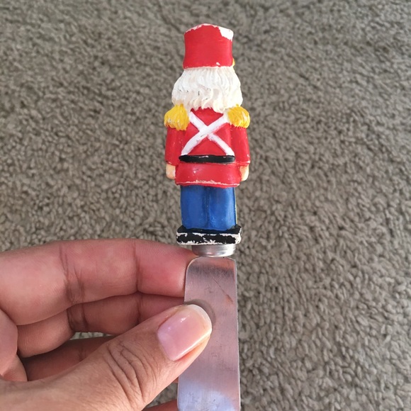 Vintage Festive Holiday Santa Claus and Nutcracker Spreaders- Set of 2 - Picture 5 of 9